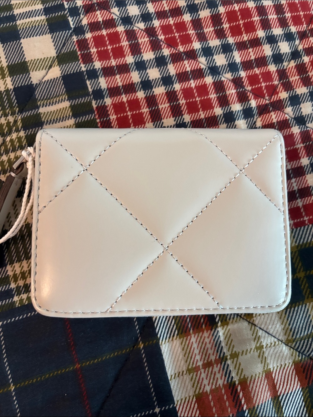Tory Burch Kira Diamond Small Quilted Zip Wallet in Light Titanium - Picture 5 of 9